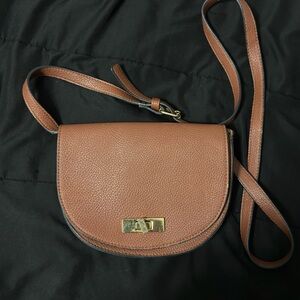Steve Madden Tan Crossbody Bag with Gold Accent